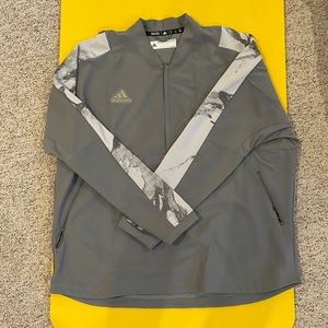 Adidas 1/4 Zip.  EUC.